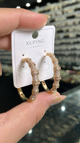 گوشواره ژوپینگ اورجینال طرح بامبو | نیم آویز فول نگین